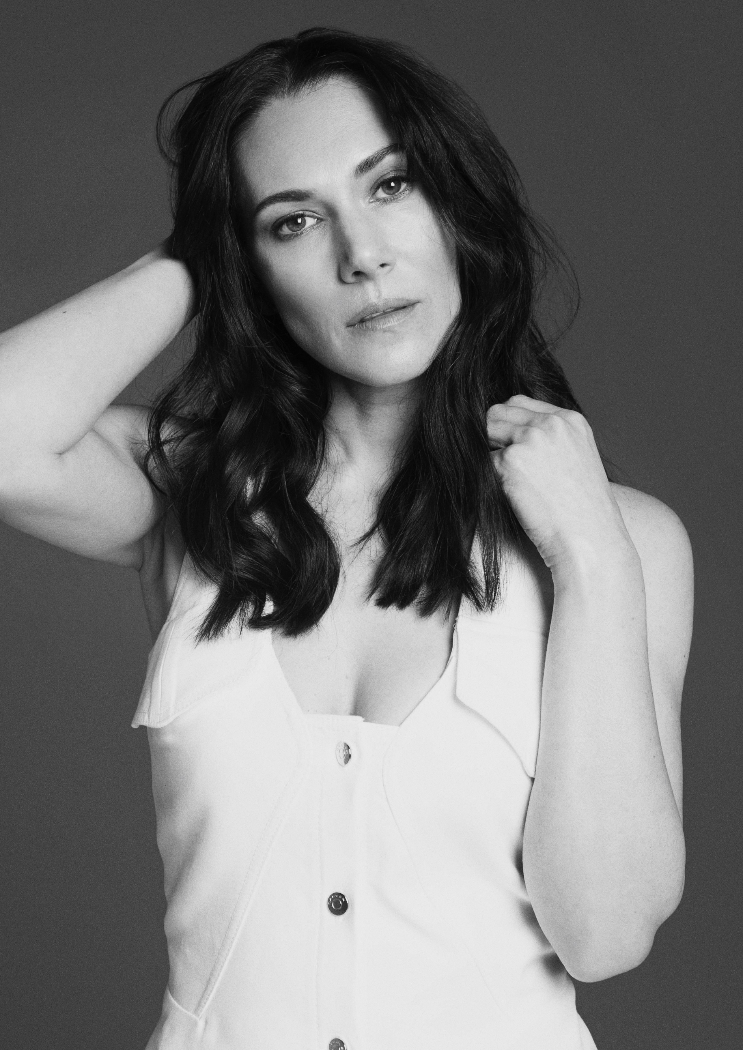 actor Kyra Zagorsky large photo