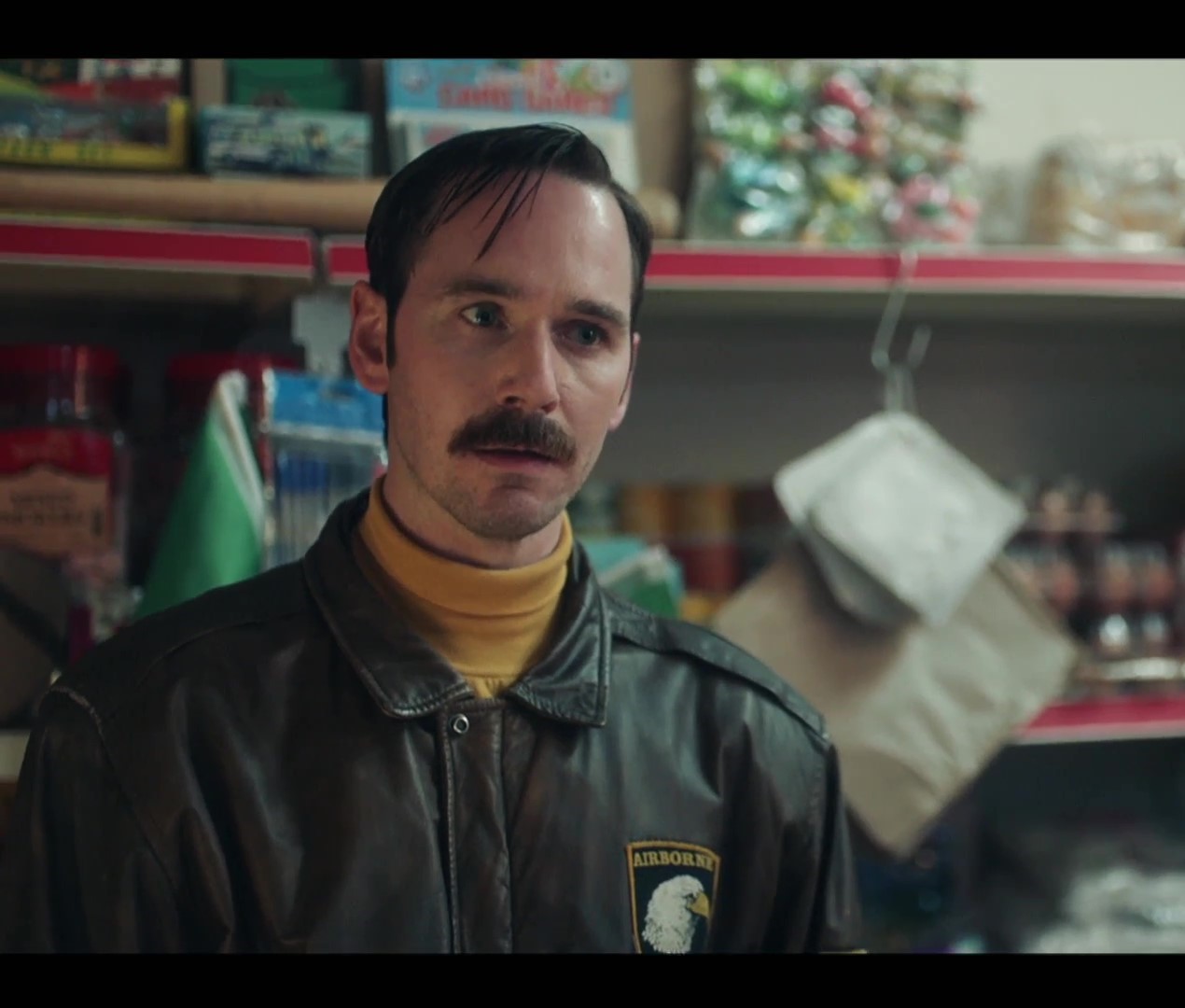 actor Paul Mallon large photo