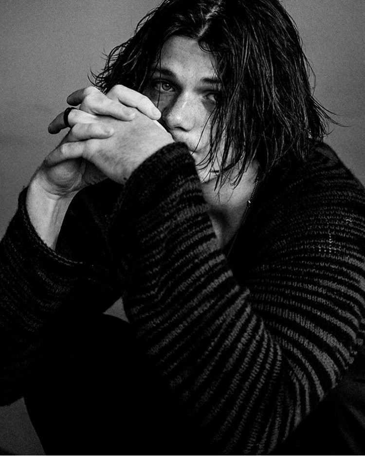 actor Jack Mulhern large photo