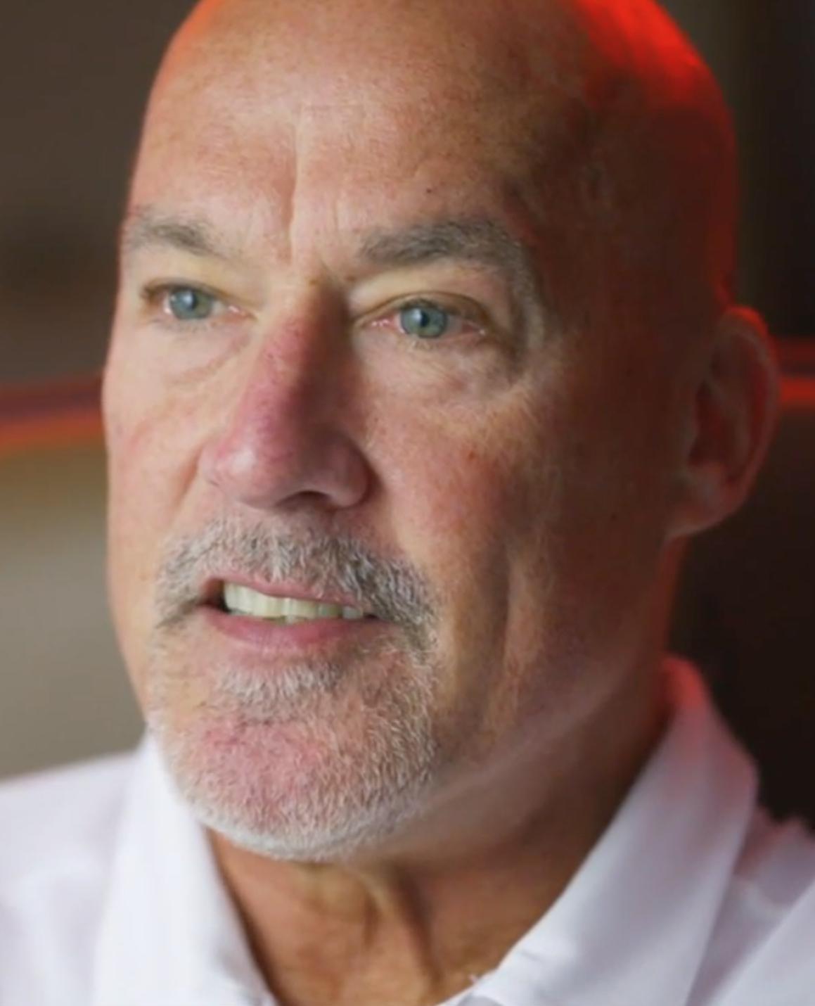 actor John Paxson large photo