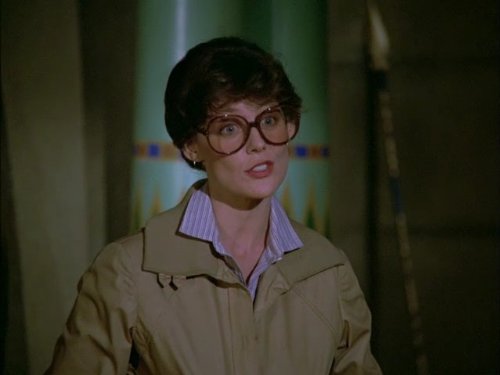 actor Fiona Lewis large photo