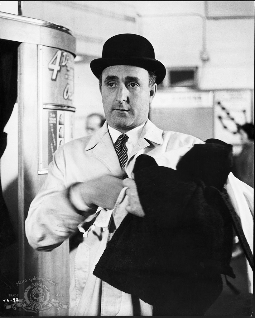 actor Charles Dyer large photo