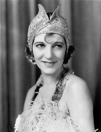 actor Gertrude Lawrence large photo