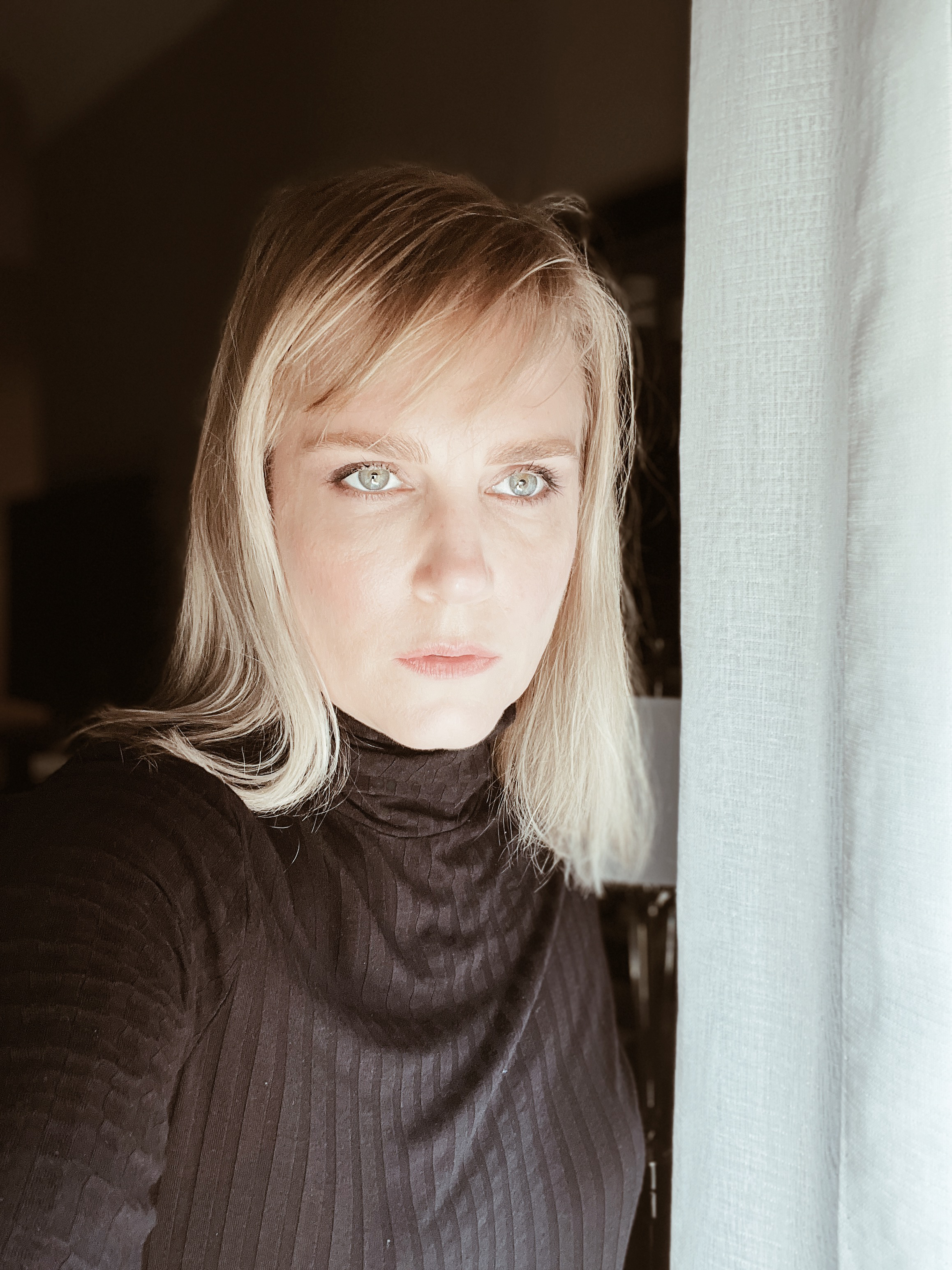 actor Polly Cole large photo