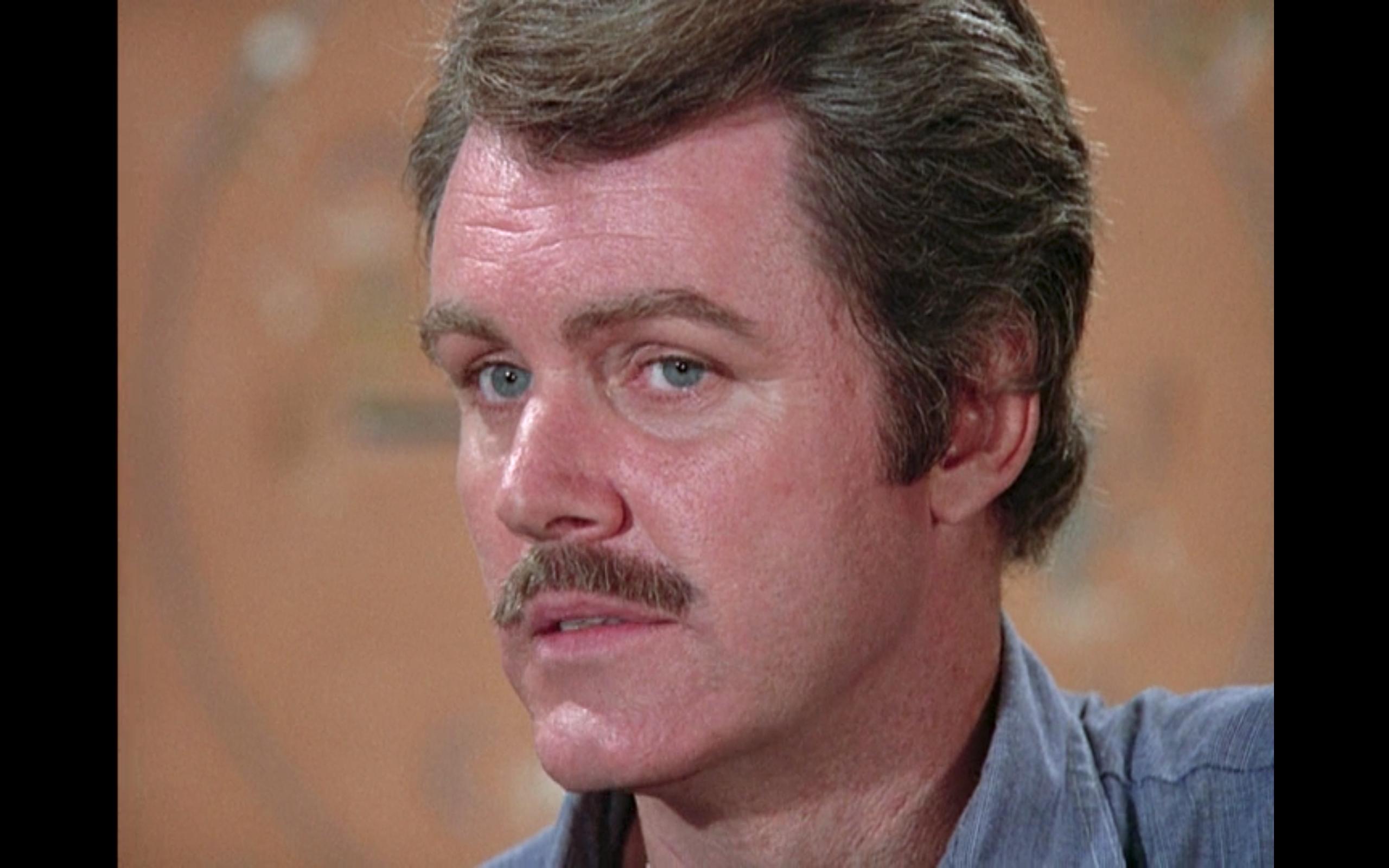 actor Angus Duncan large photo