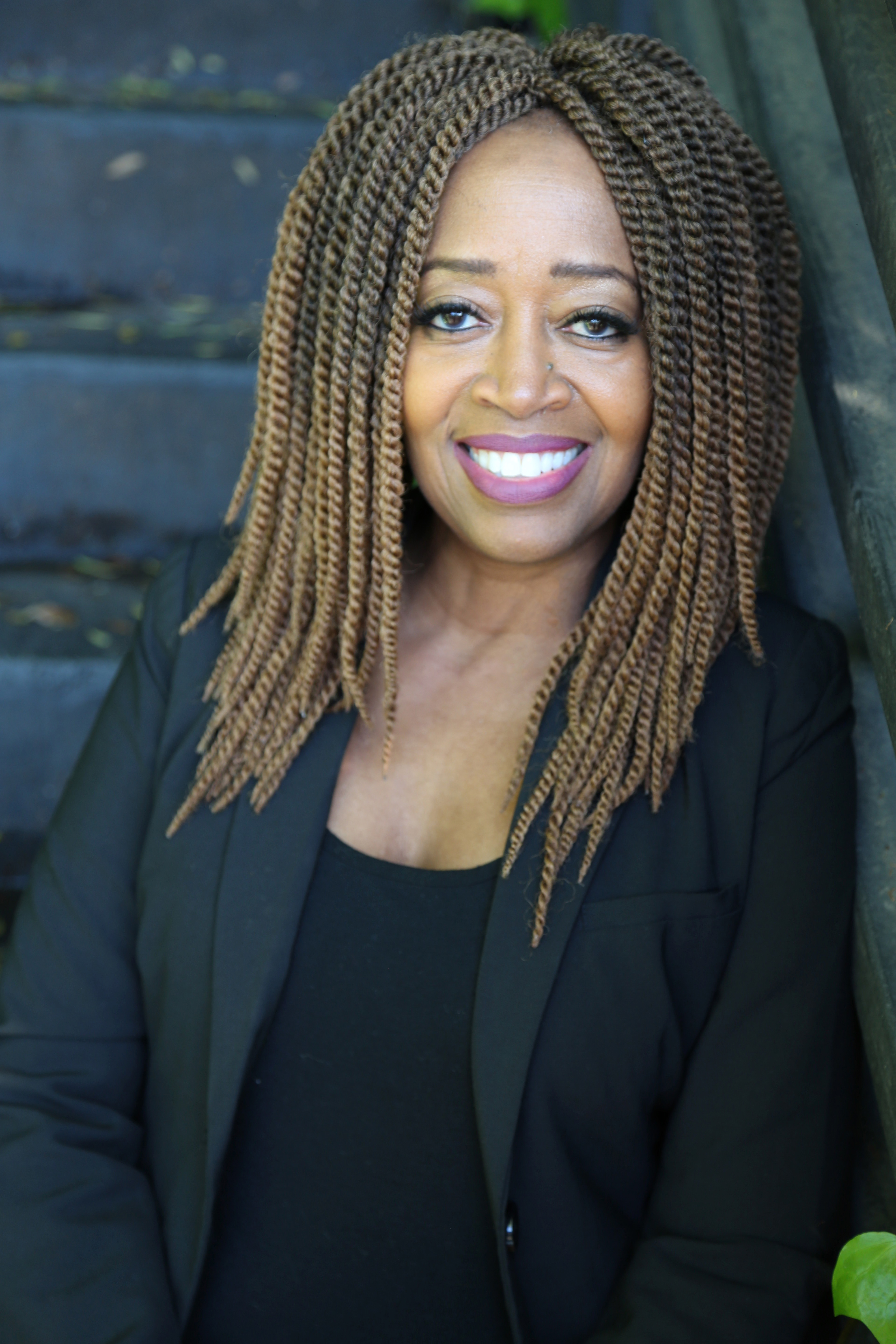 actor Jennifer Leigh Warren large photo