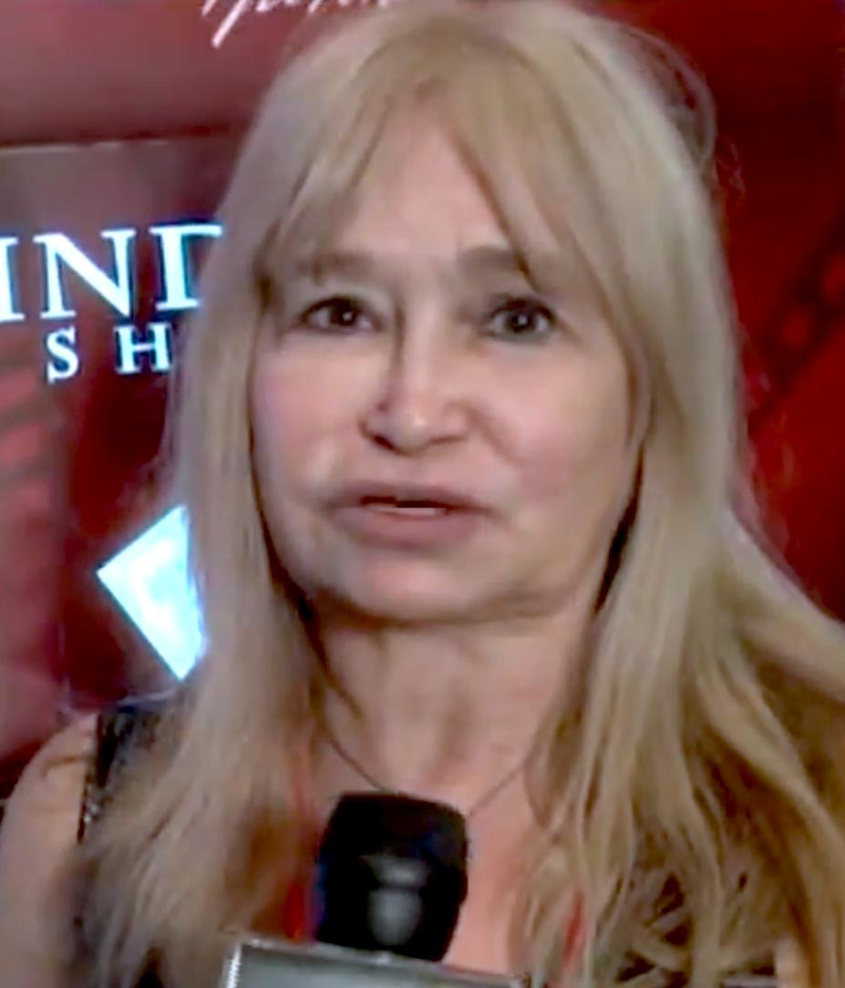 actor Jacqueline Giroux large photo