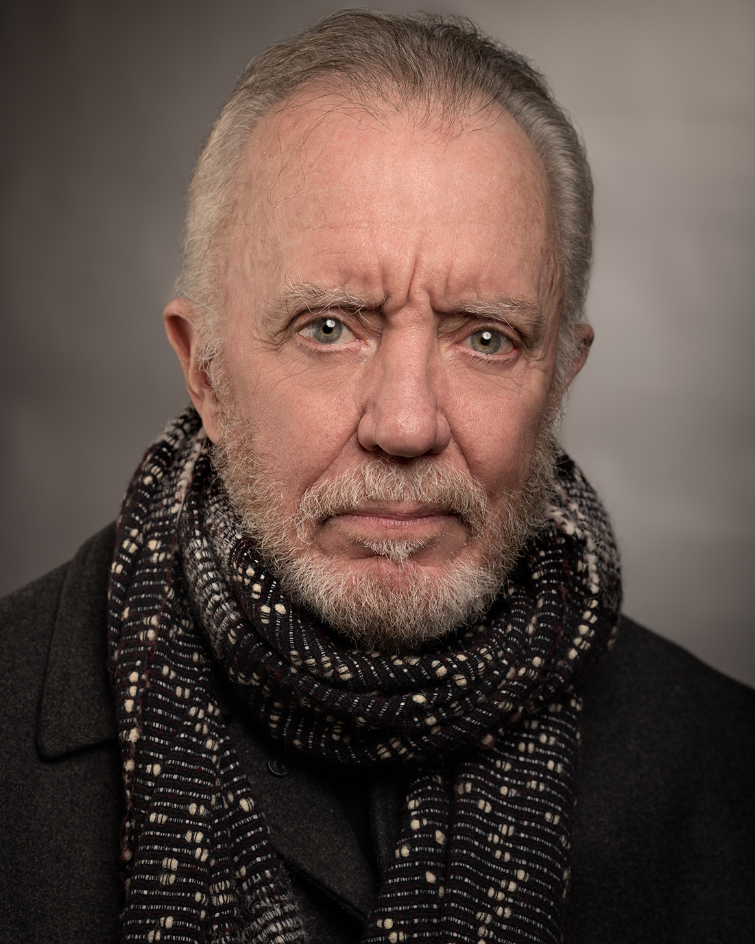 actor Bob McCracken large photo