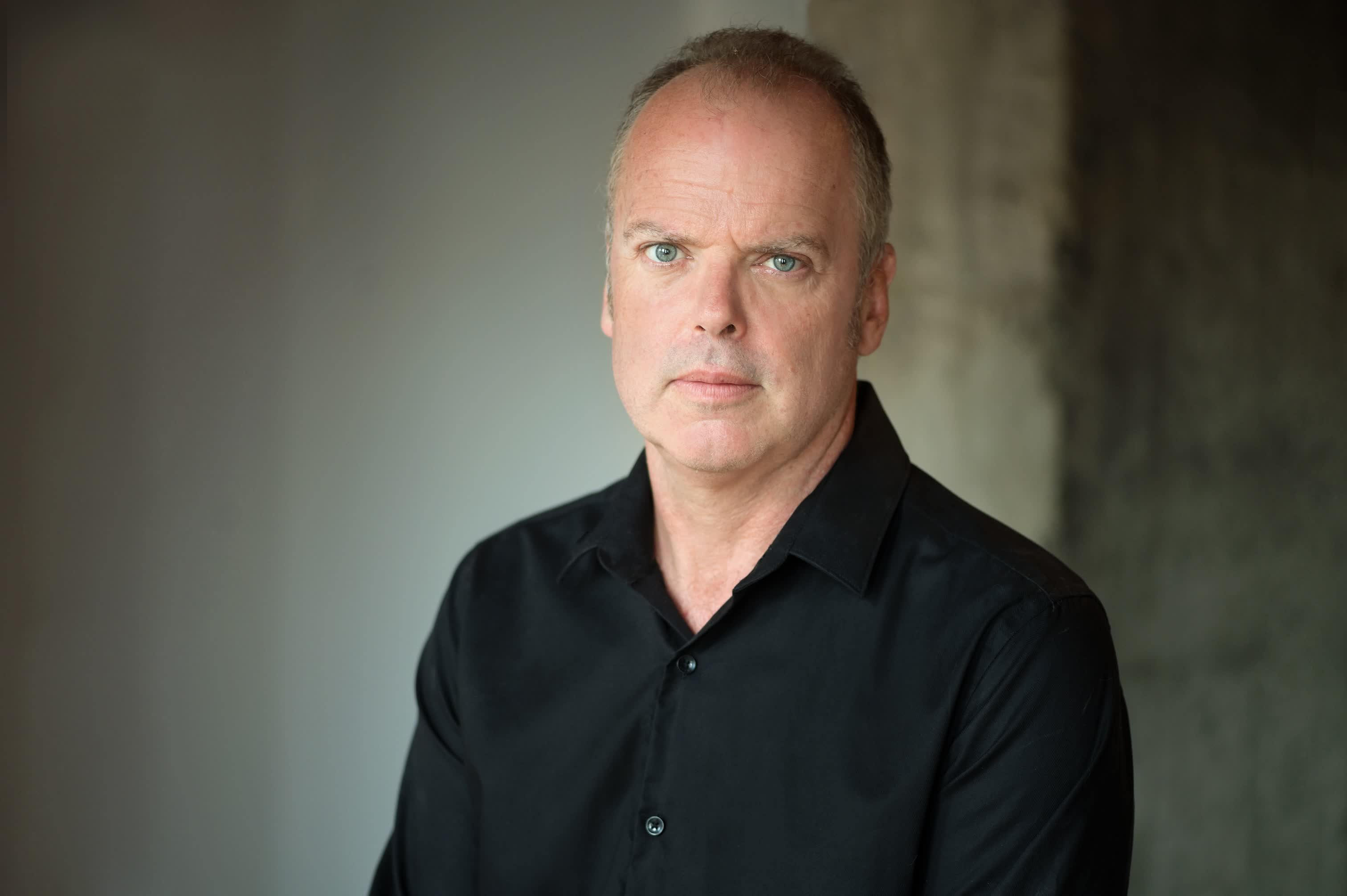 actor Kevin Woodhouse large photo