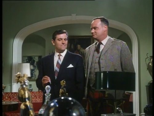 actor Glynn Edwards large photo