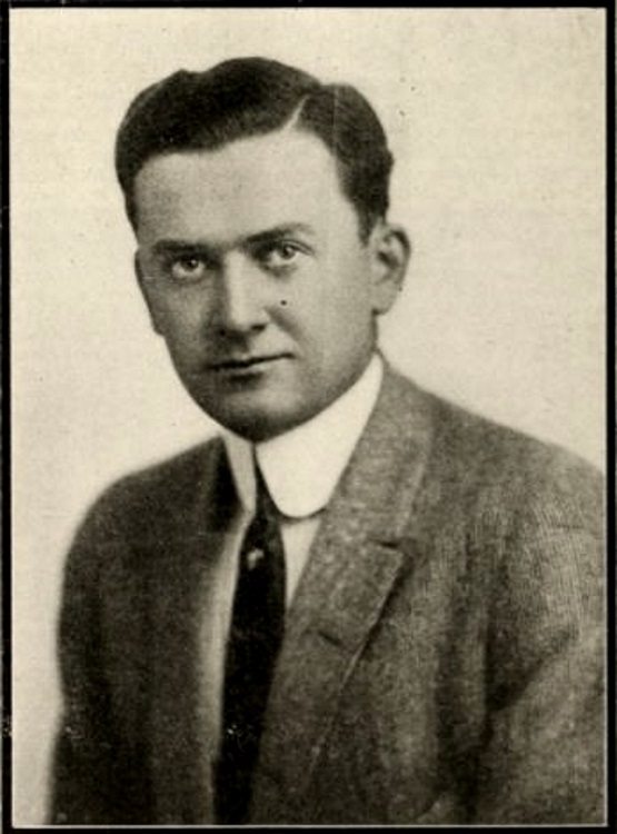 actor Thomas Carrigan large photo