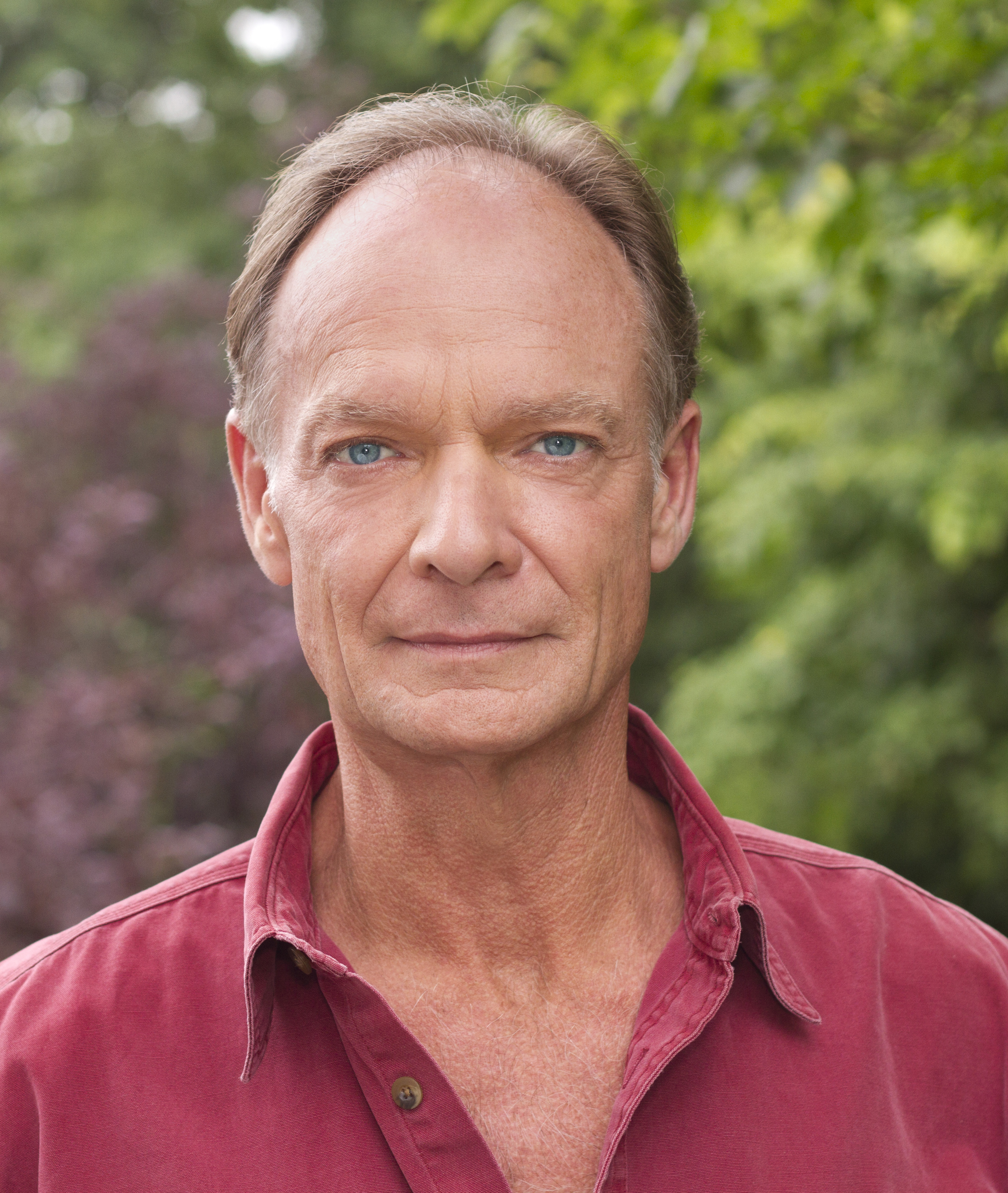 actor Carl Burrows large photo