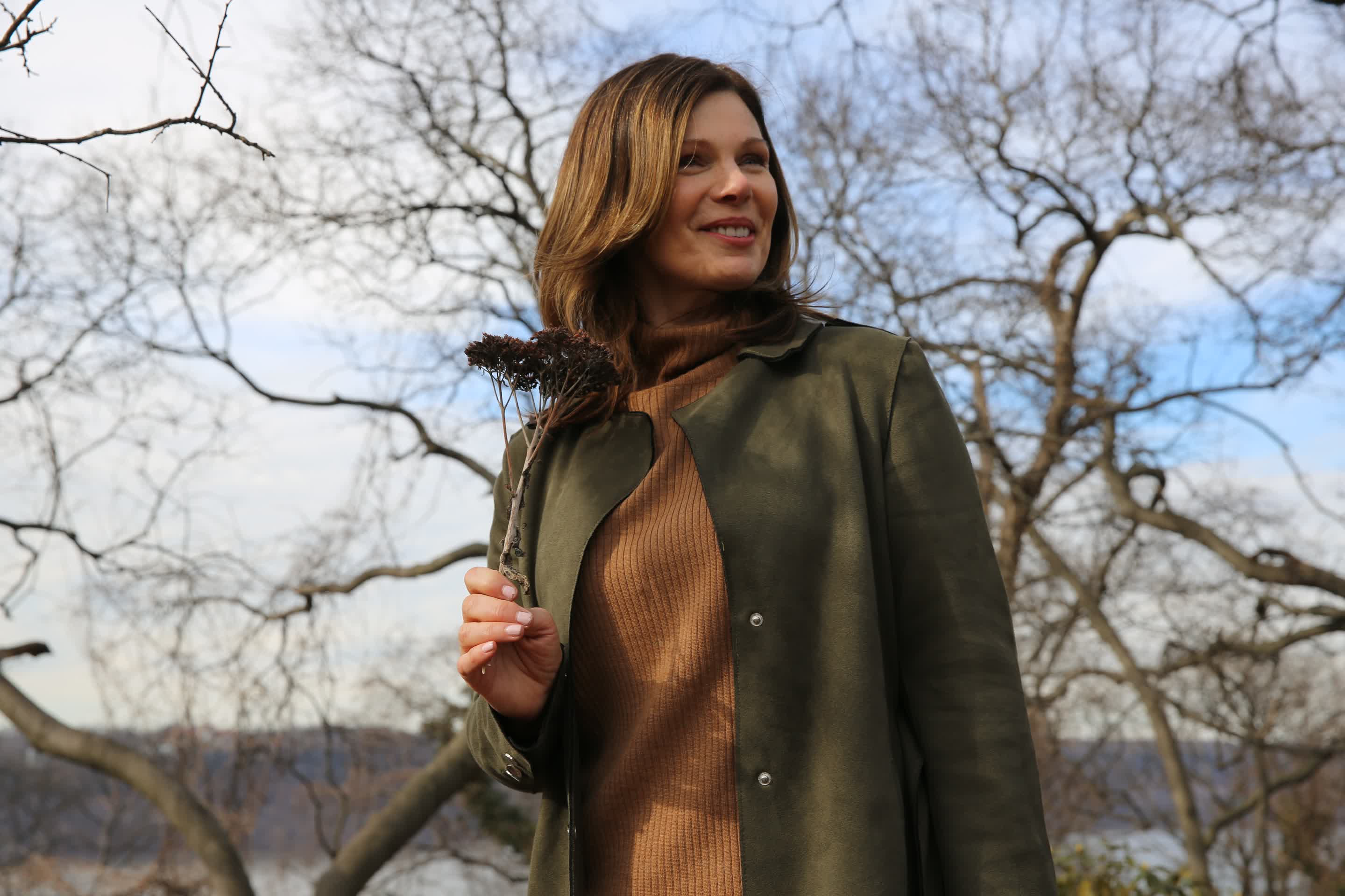 actor Deborah Clifford large photo