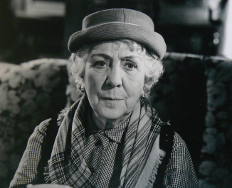 actor Ilka Grüning large photo