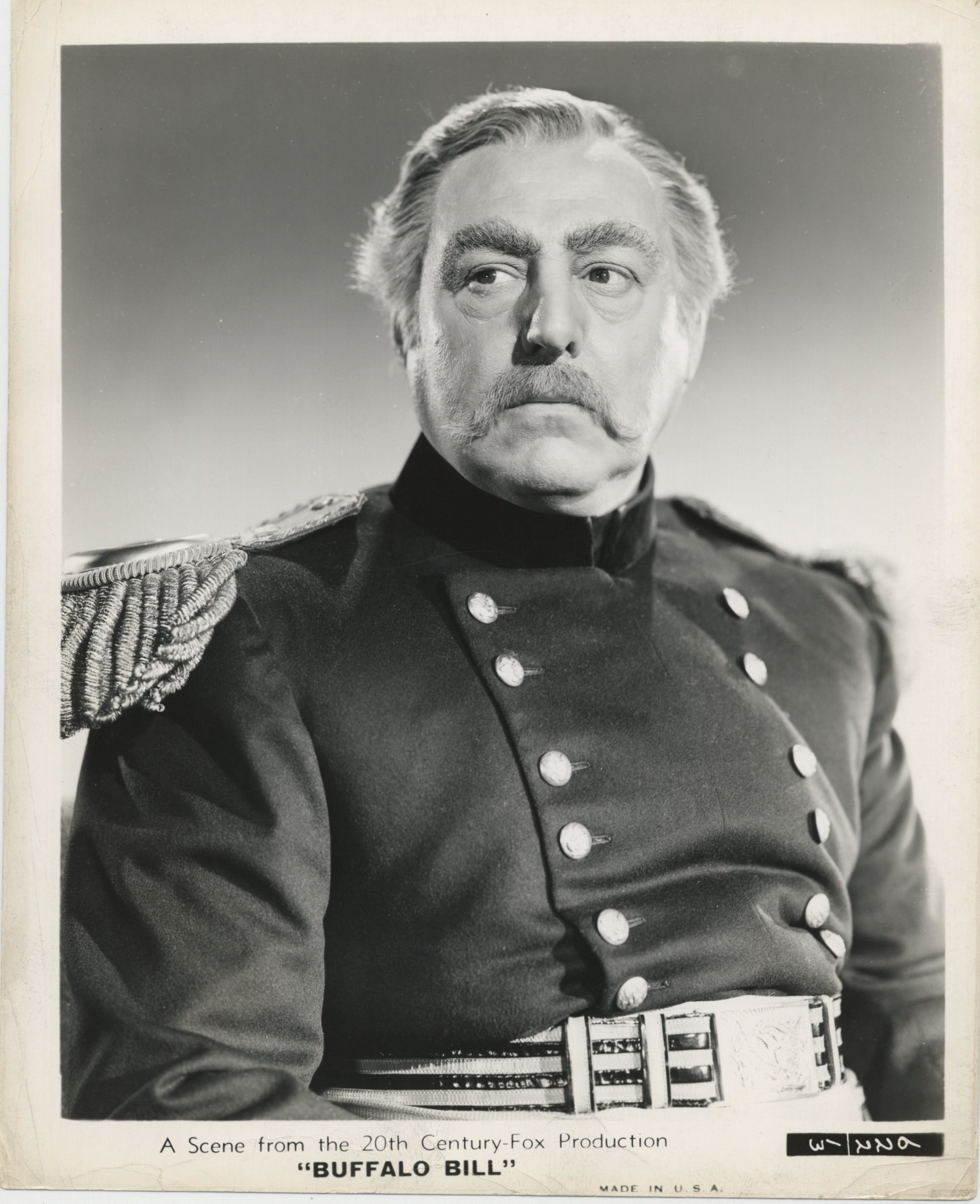 actor Matt Briggs large photo