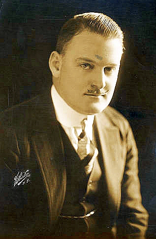 actor Charles Meakin large photo