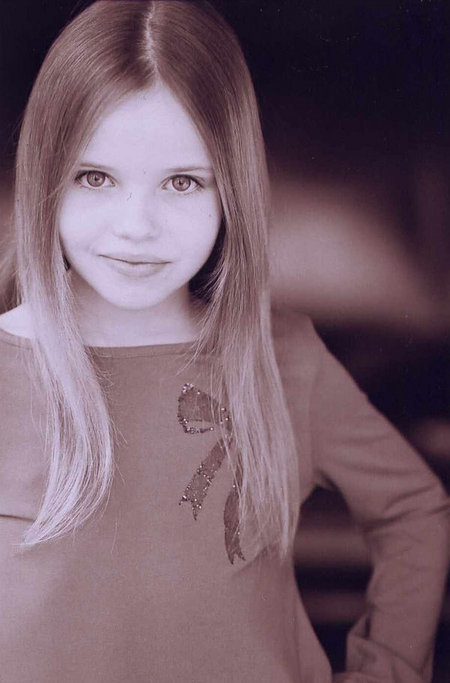 actor Emily Anne Graham large photo