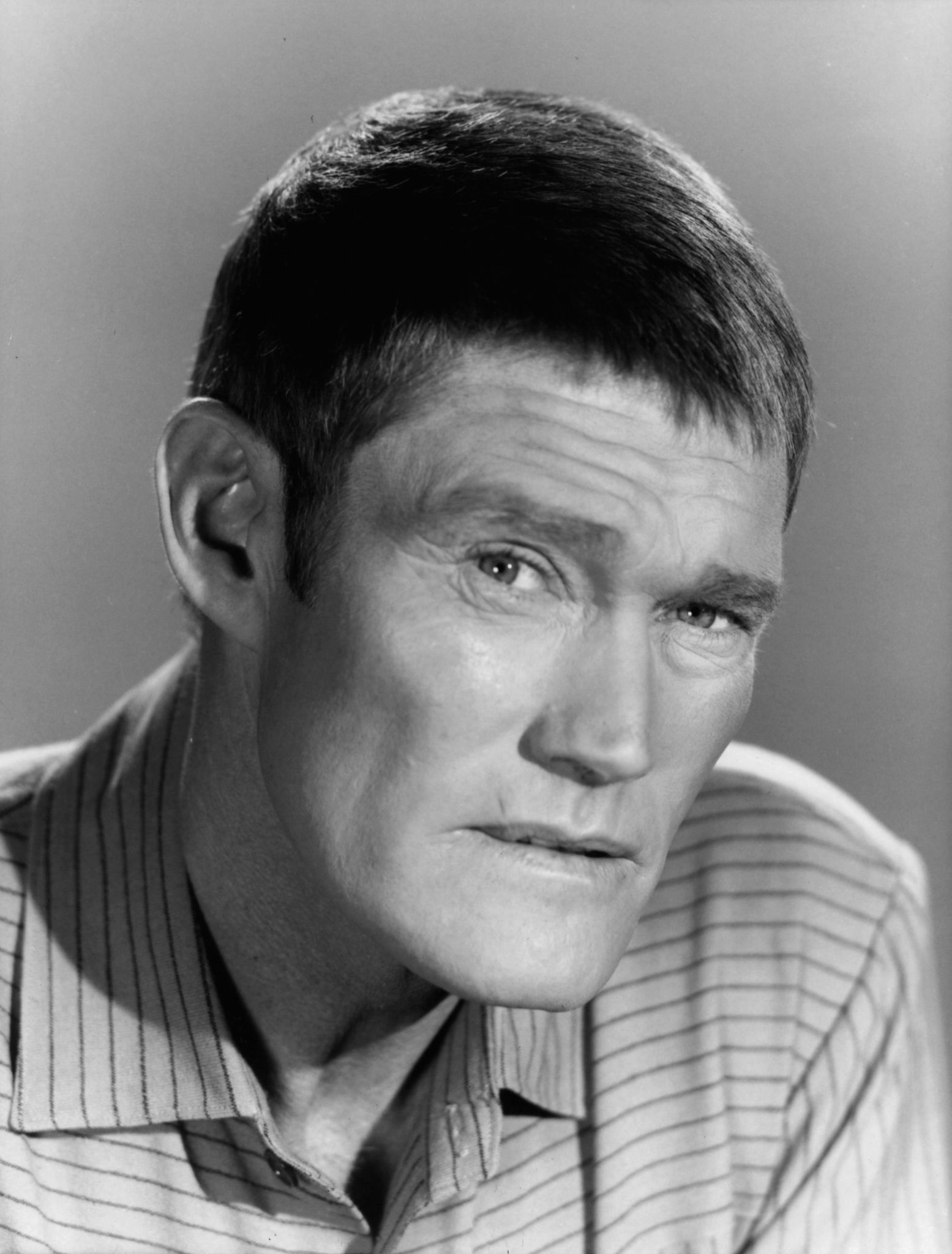 actor Chuck Connors large photo