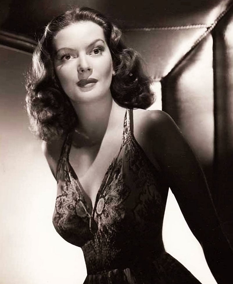 actor Hazel Brooks large photo