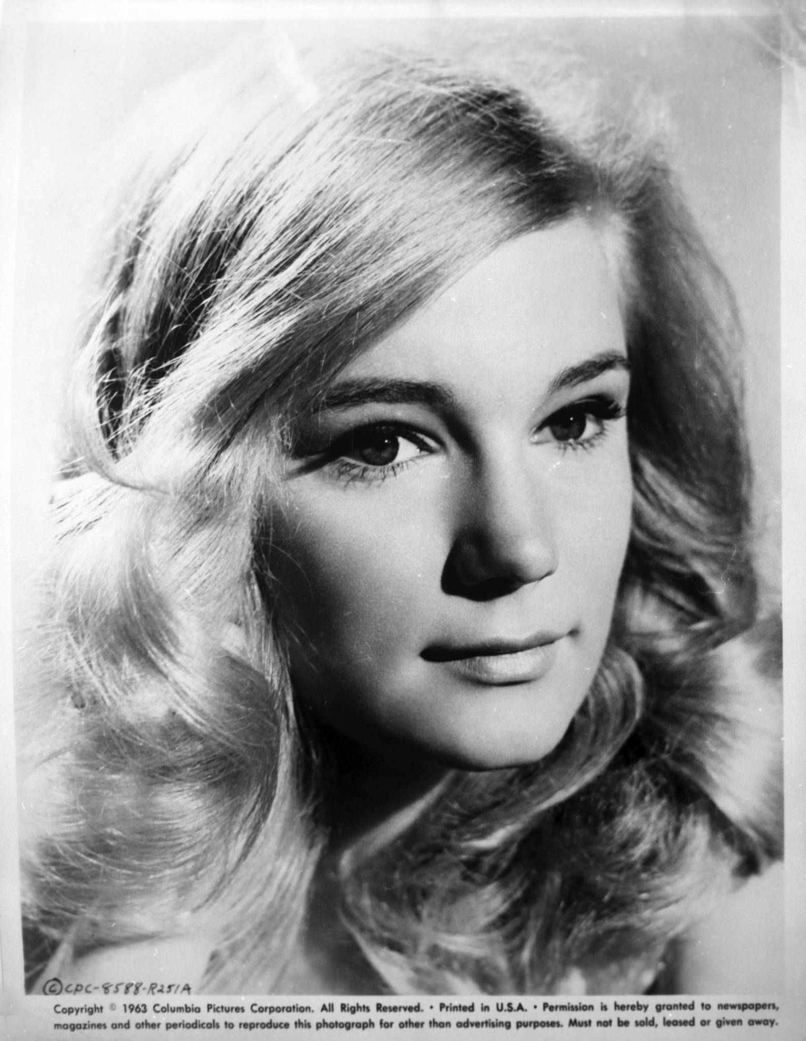 actor Yvette Mimieux large photo
