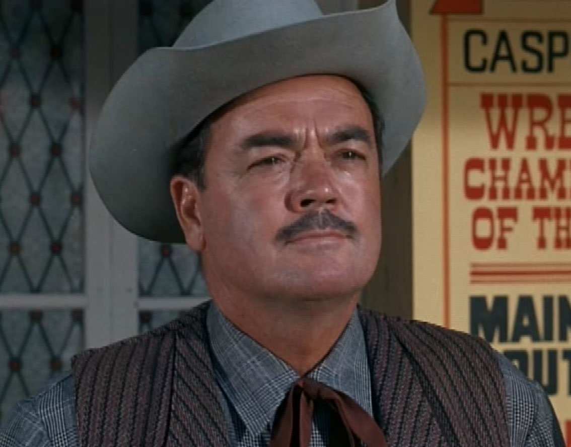 actor Harry Carter large photo