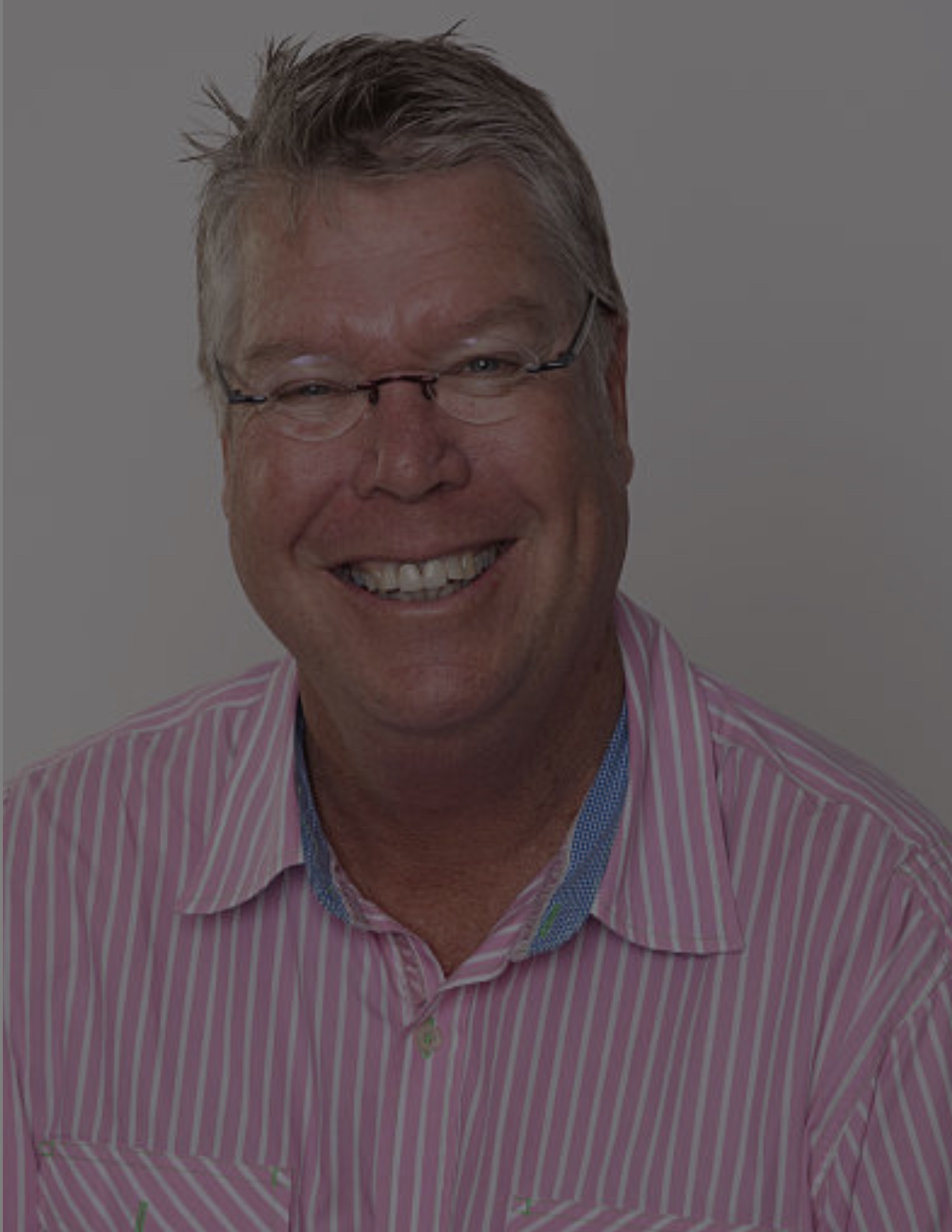 actor Peter Isacksen large photo