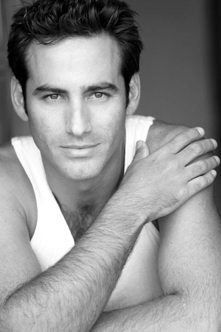 actor René Lavan large photo