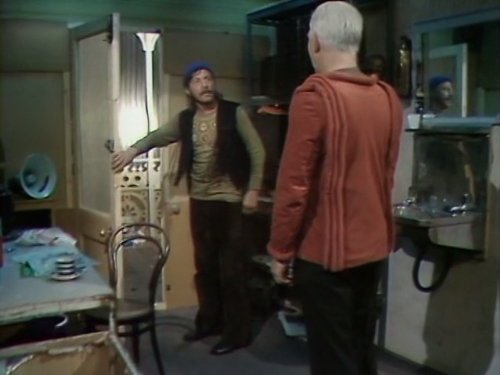 actor Kenneth Farrington large photo