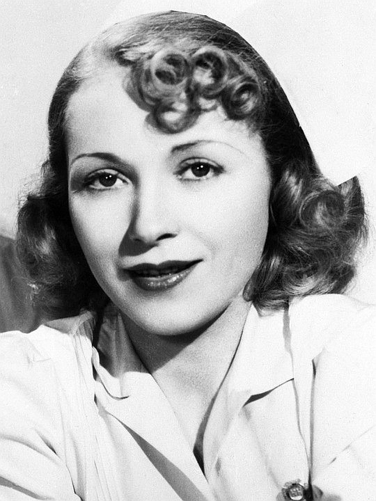 actor Bernadene Hayes large photo