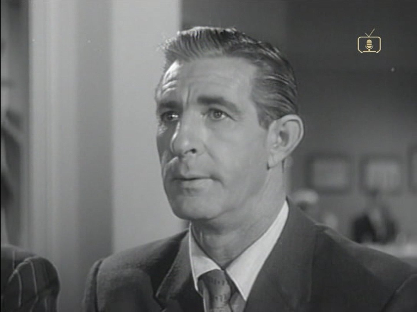 actor Sol Gorss large photo