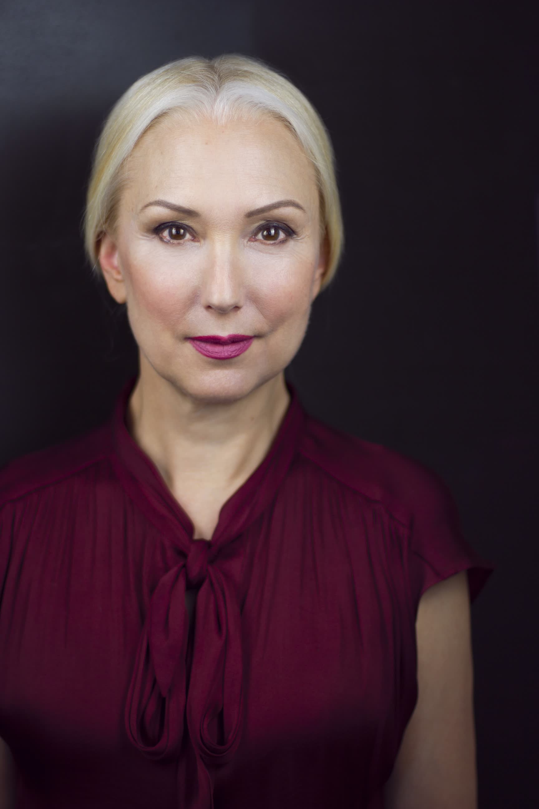 actor Jenny Lee Mitchell large photo