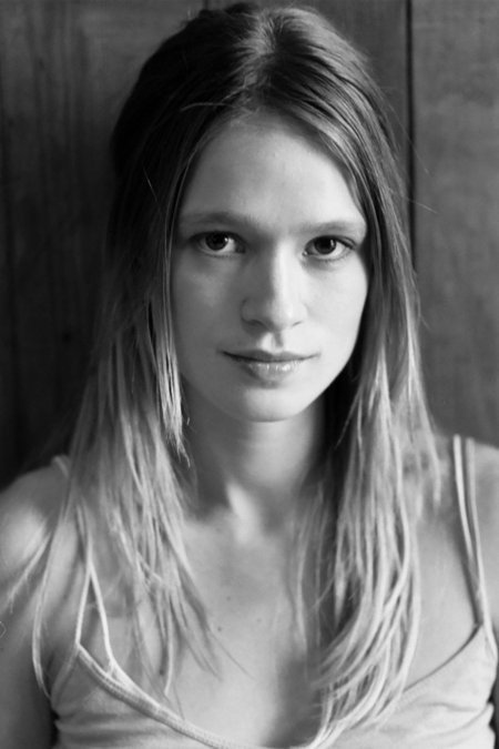 actor Amy Ferguson large photo