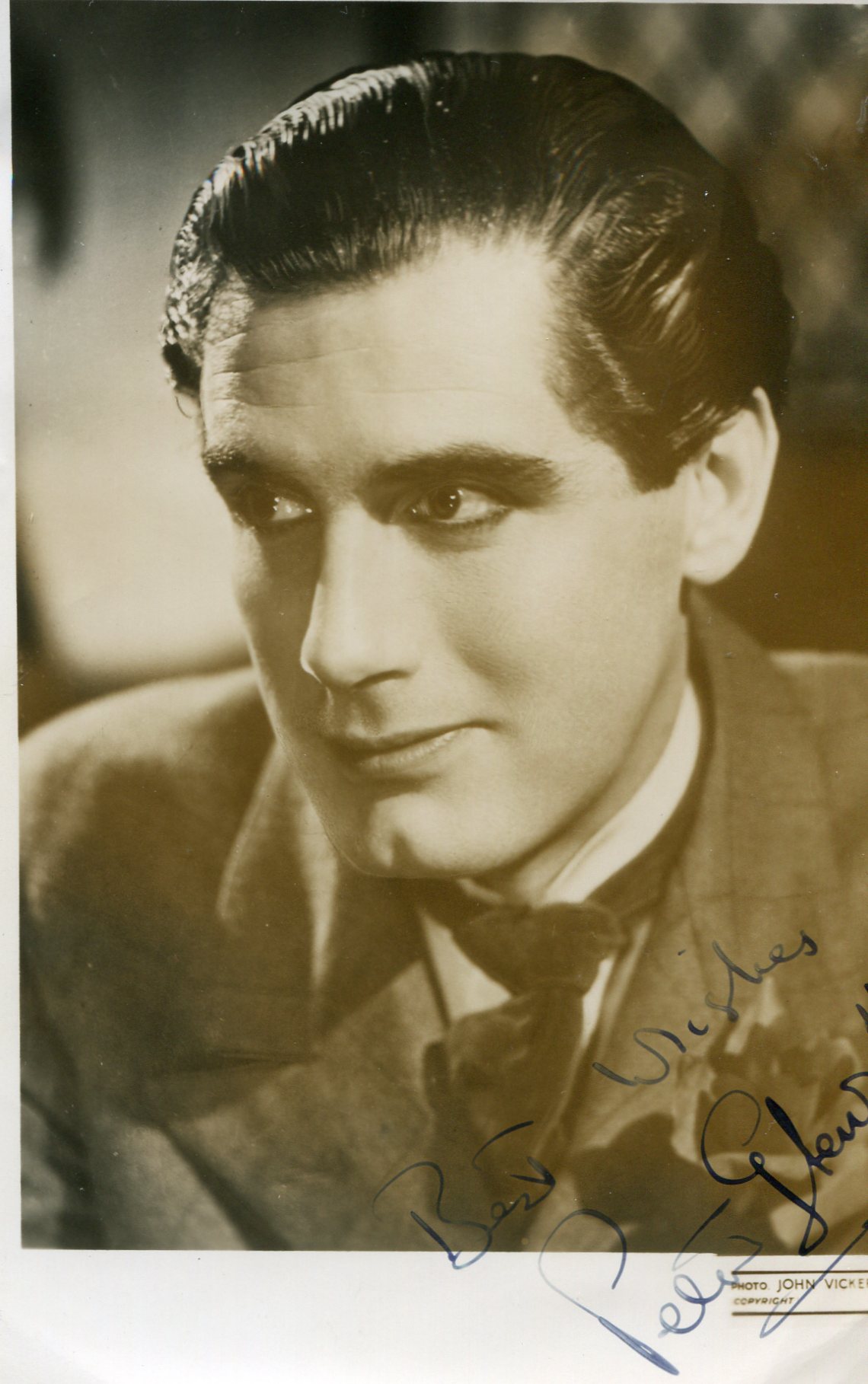 actor Peter Glenville large photo