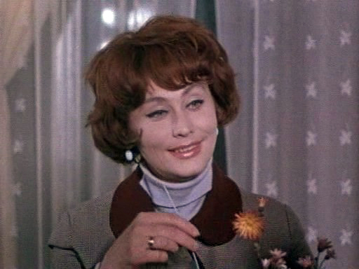 actor Maya Menglet large photo