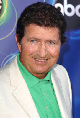 actor Mac Davis large photo