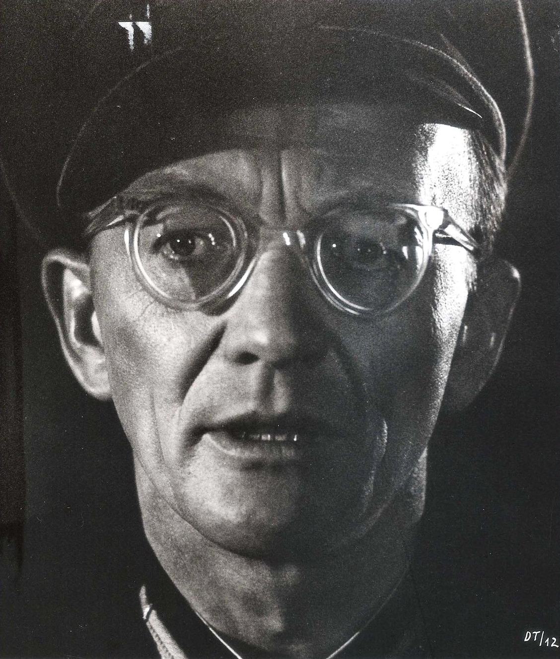 actor Hannes Messemer large photo