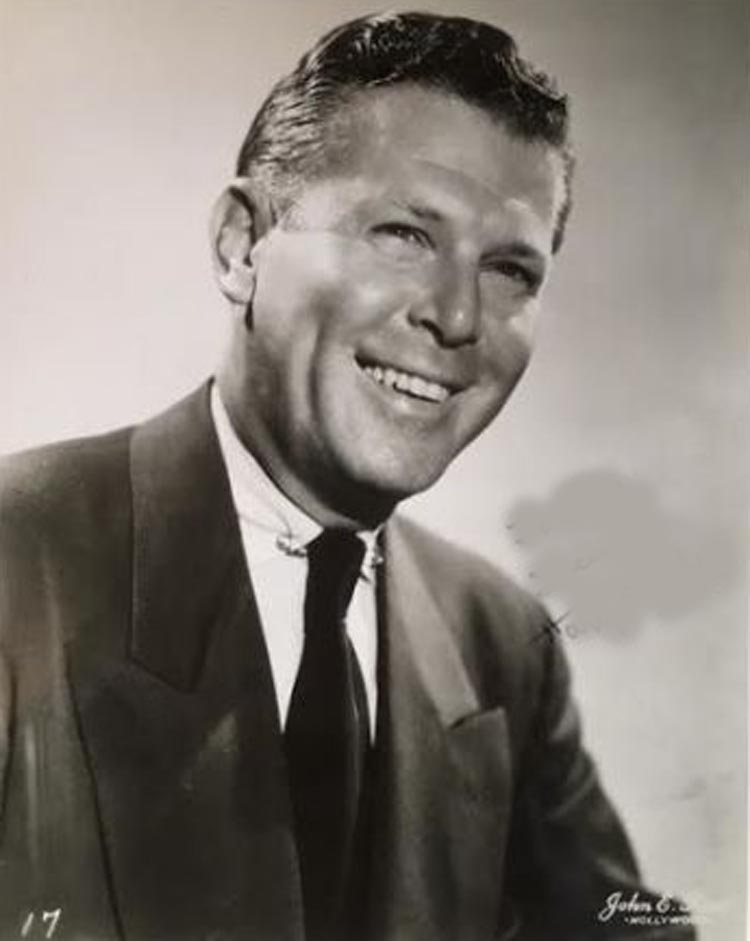 actor Harry Ellerbe large photo
