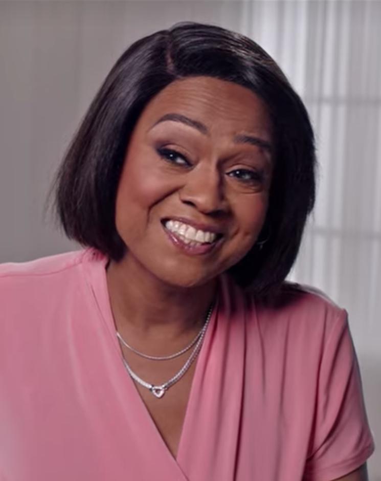 actor Sandra Caldwell large photo