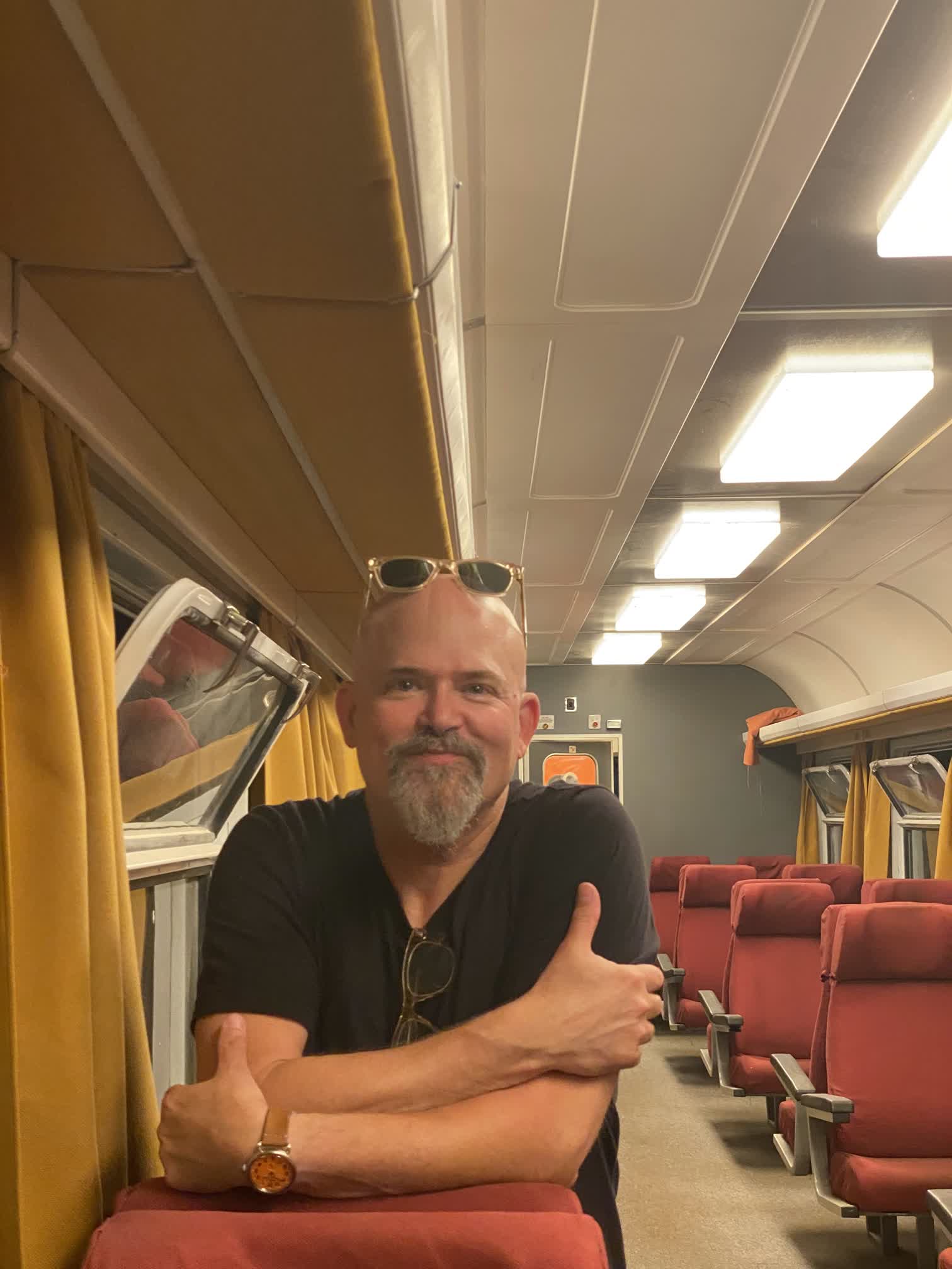 actor Aaron Osborne large photo