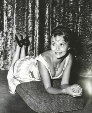 actor Dani Lynn large photo