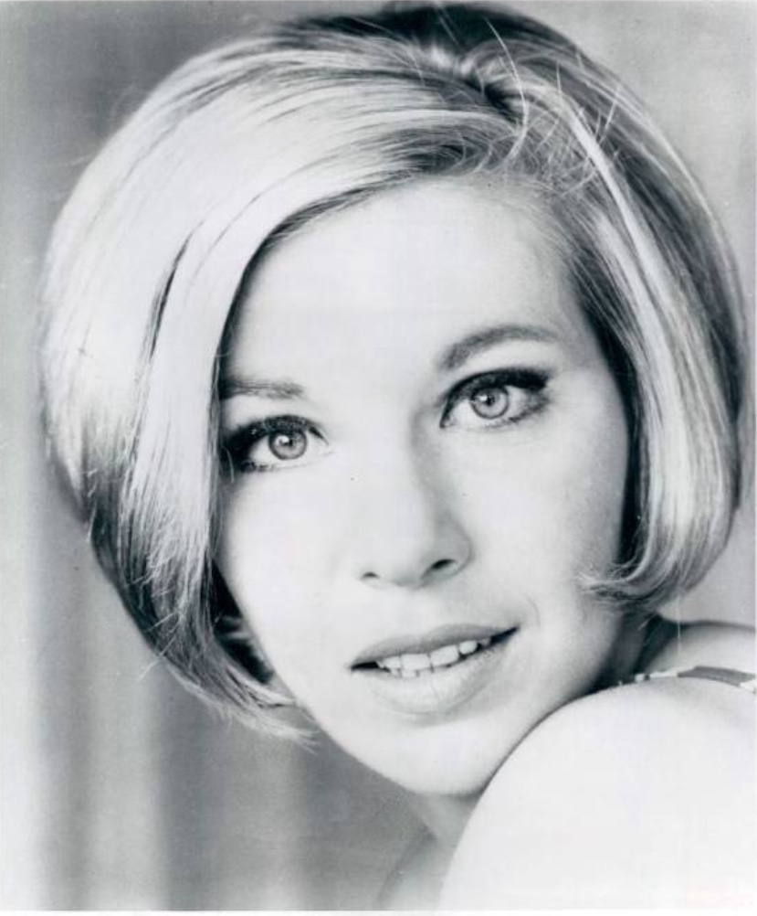 actor Beverly Sanders large photo