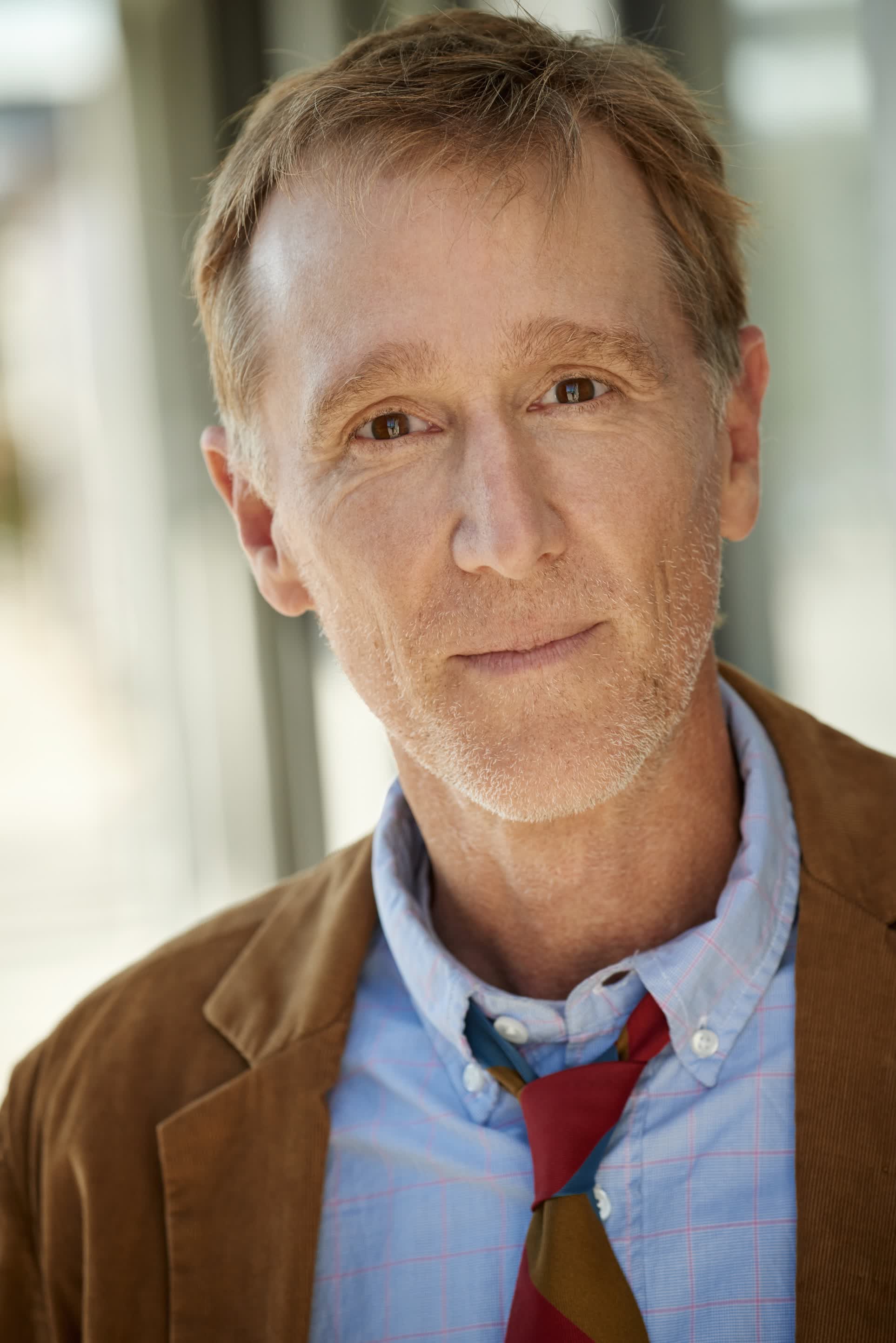 actor Haynes Brooke large photo