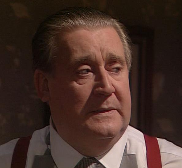 actor Bryan Mosley large photo