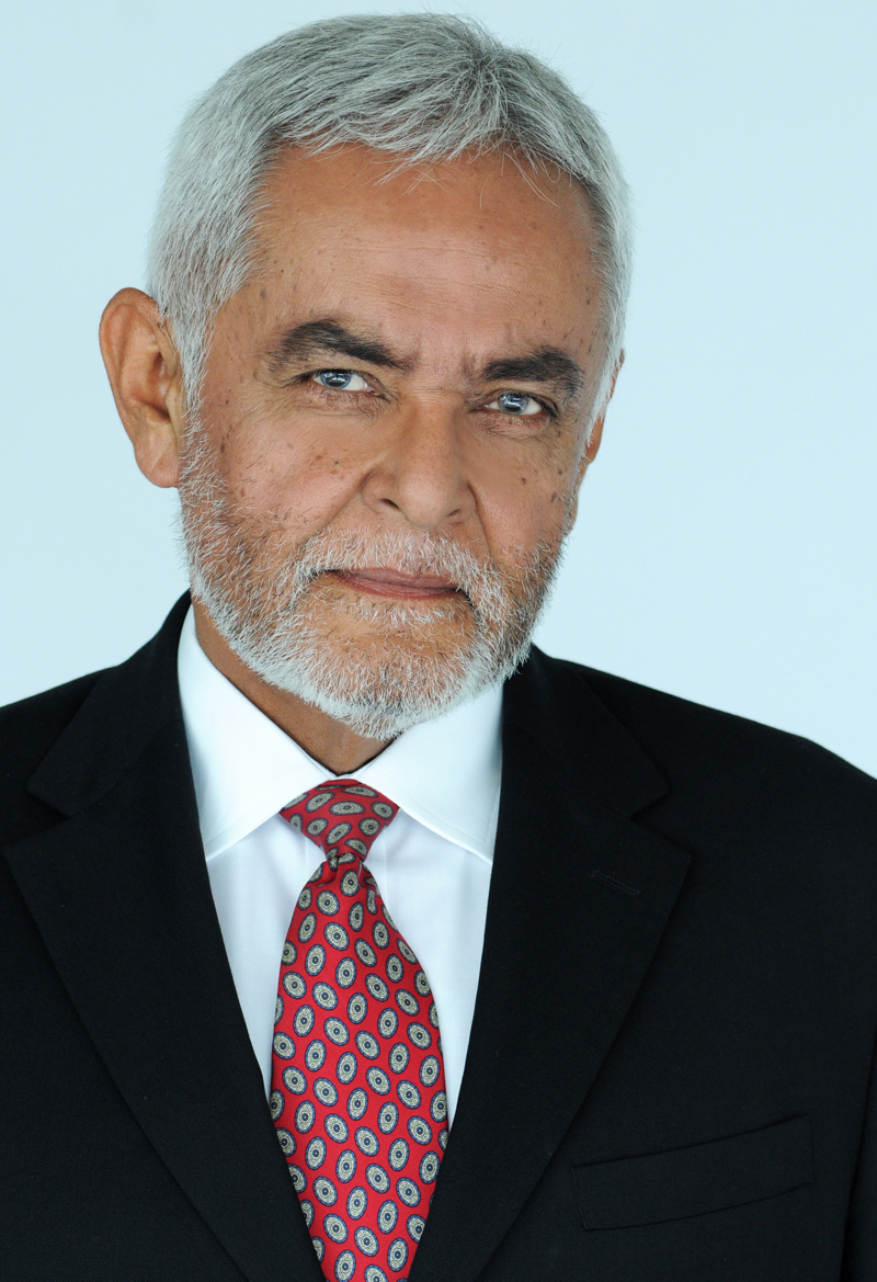 actor Vance Valencia large photo