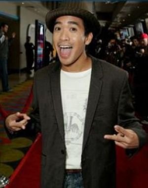 actor Daniel Yabut large photo