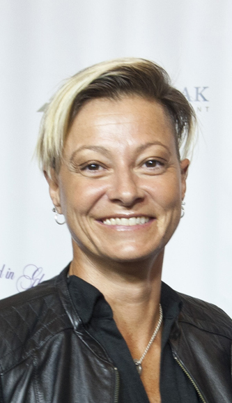 actor Jennifer Caputo large photo