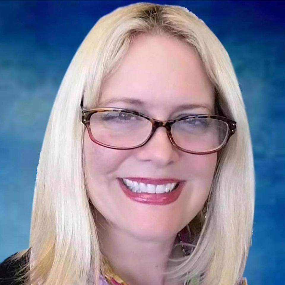 actor Elizabeth Cox large photo