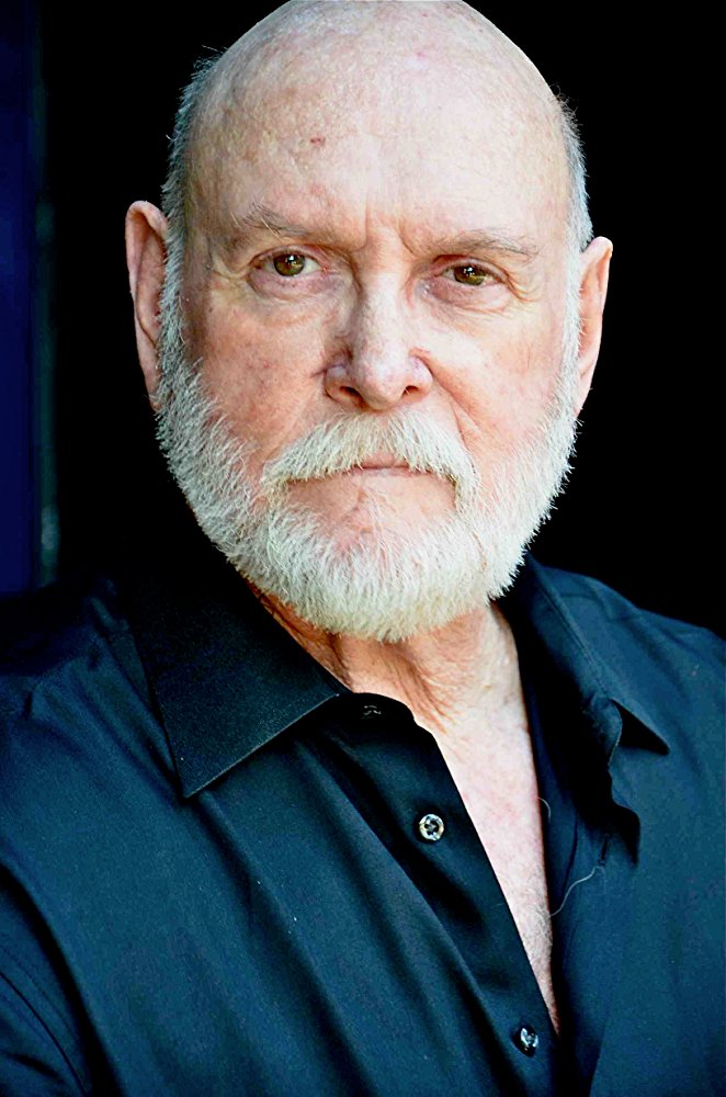 actor Lee de Broux large photo