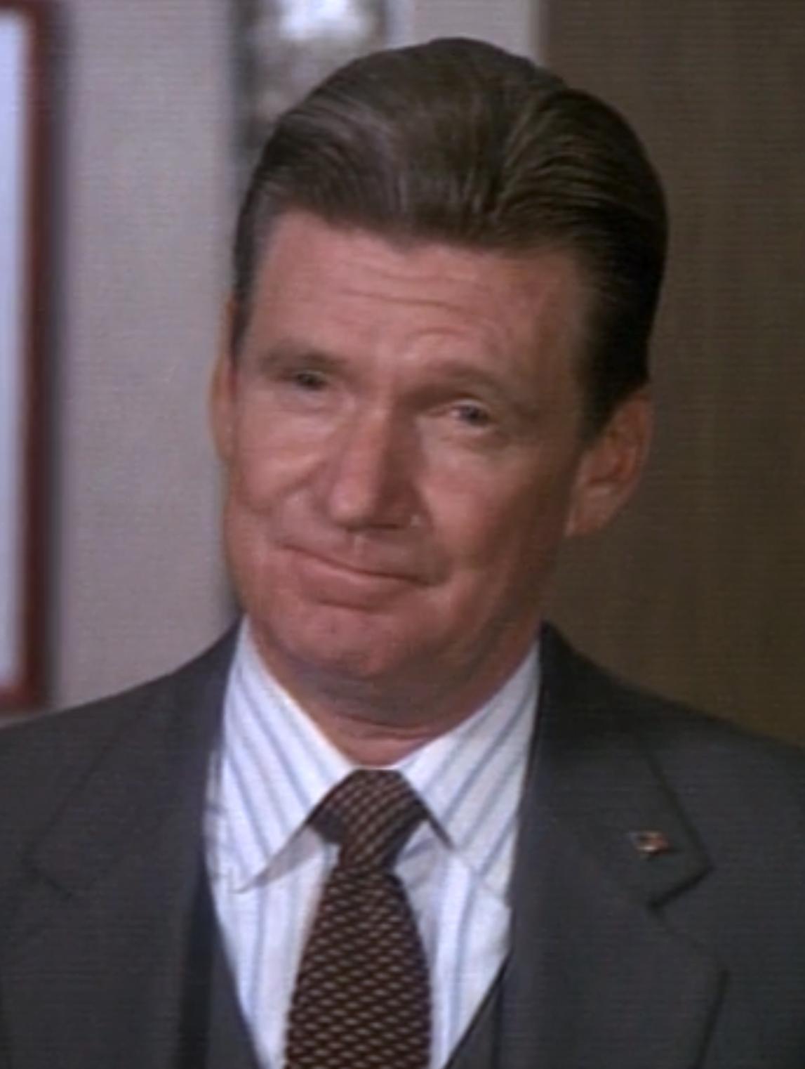 actor Dennis Robertson large photo