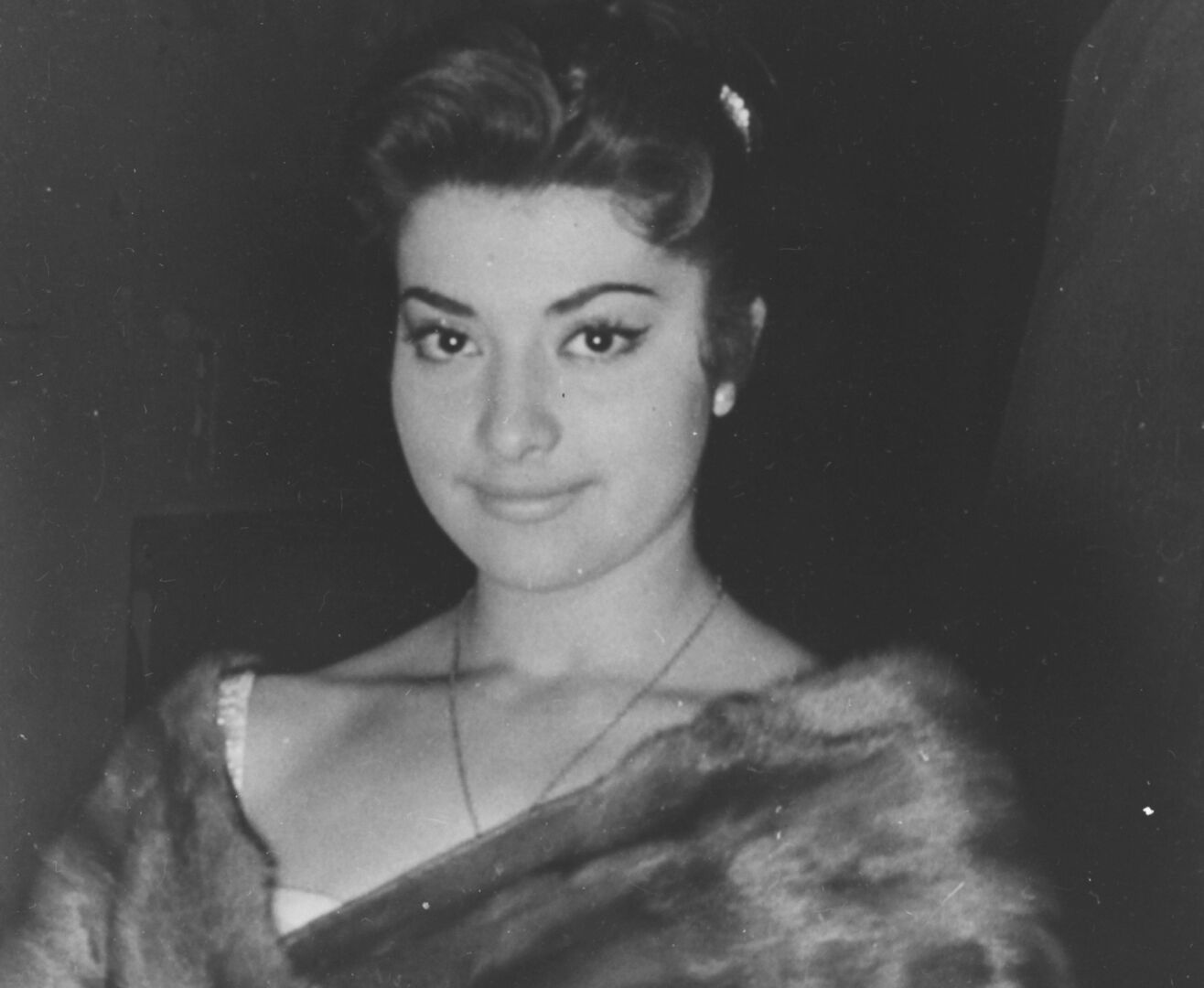 actor Conchita Bautista large photo